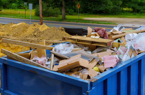 Best Garage Cleanout  in Earlham, IA